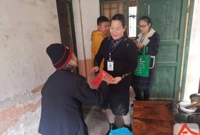 《新春走基层》①“小巷总理”默默付出，只为居民安居乐业