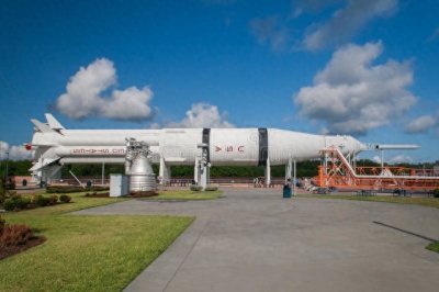 ​美国土星五号超级运载火箭