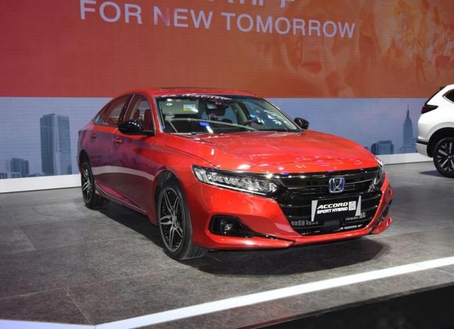 2月份中级车销量排名:凯美瑞第一、雅阁第二、亚洲龙表现抢眼-