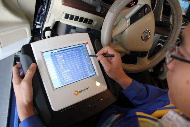 汽车保养灯亮了怎么消除？保养灯归零大全图解-