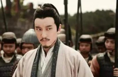 ​高柔是个见证了曹魏政权的兴衰、位列三公的老臣