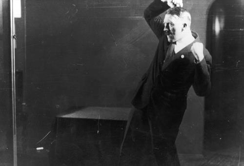 希特勒死亡之谜