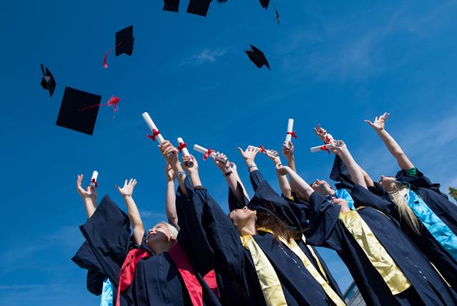 大学毕业旅游景点推荐(国内4大旅游景区等你)(1)