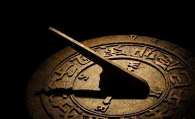 ​为什么2262年会有闰正月？难道要过两个春节吗？