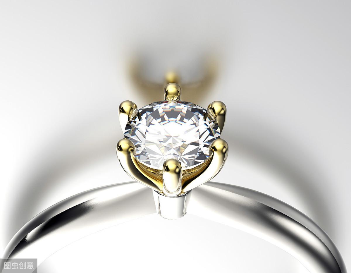 钻石的寓意与象征(钻石代表着什么含义)