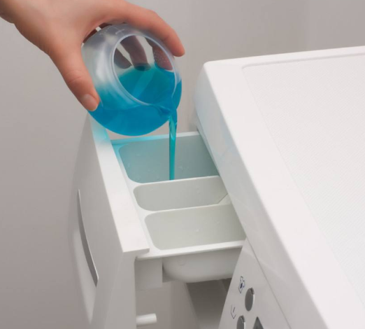 衣服泡臭了该如何清理,衣服泡久了发臭味道怎么去除掉图4