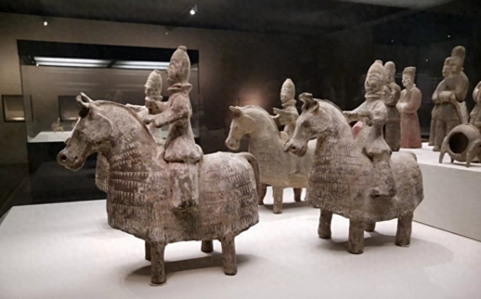 「历史图片」图说马镫，小物件成就古代骑兵作战的革命性转折