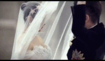 ​陈妍希婚礼美图，陈晓满眼都是爱，妍希像个幸福的小女人