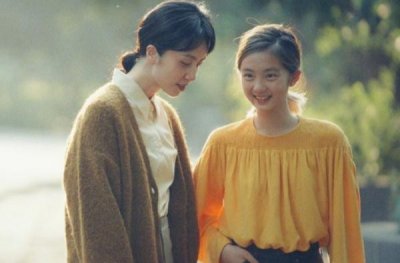 ​黄磊女儿多多染发近照曝光，大家又是炸锅了