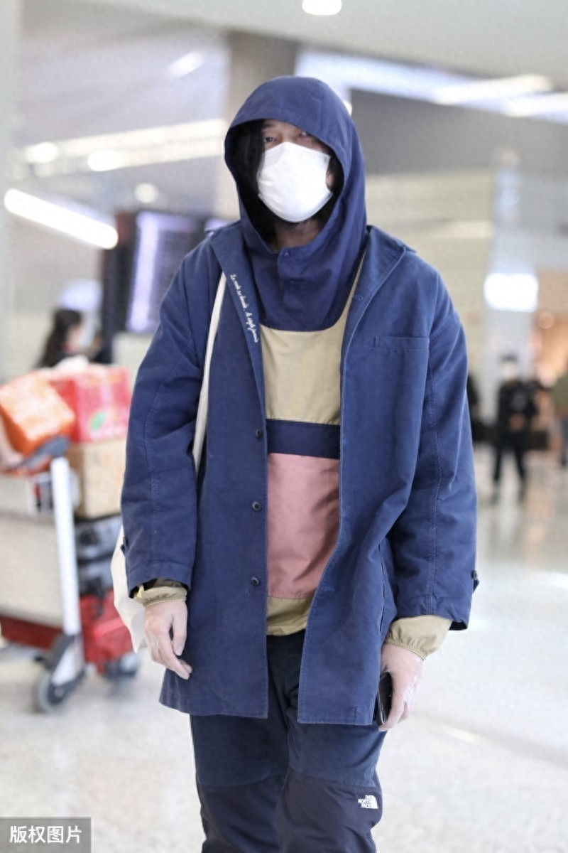 《爱5》关谷神奇离开背后的真相,王传君抹黑《爱情公寓》为哪般