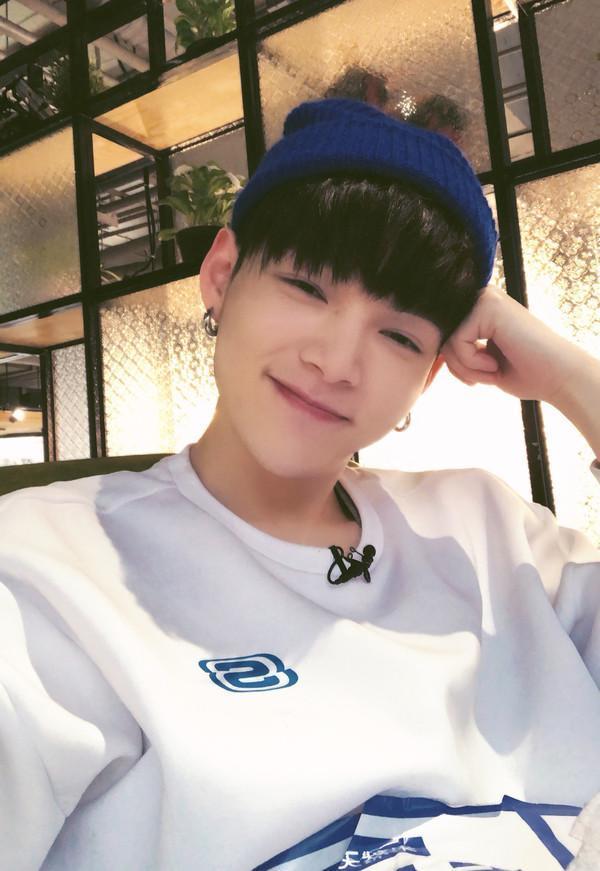 当朱星杰遇上中国风,这枚“创作才子”的反转魅力太圈粉!《潮我看齐》