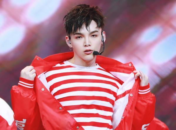 当朱星杰遇上中国风,这枚“创作才子”的反转魅力太圈粉!《潮我看齐》