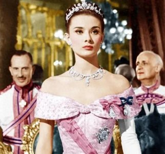 ​从《五十度灰》到《阿黛尔的生活》大尺度电影背后的，争议和突破