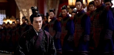 ​秦始皇叫嬴政，为何他的儿子取名为扶苏和胡亥，不随父亲姓嬴