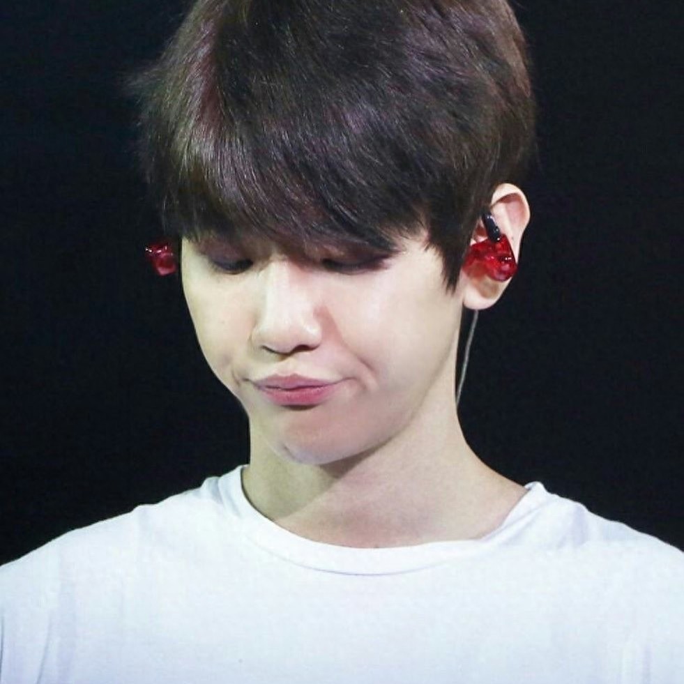 EXO 伯贤为什么叫“啵啵虎”？