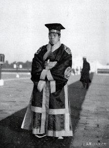 ​袁克定：袁世凯长子，为洪宪帝制推波助澜，但却拒绝和日本人合作