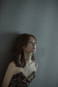 ​李一桐罕见旧照曝光，网友直言:太可爱了！