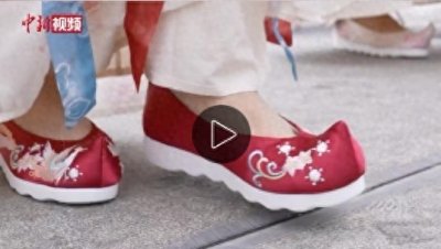 ​【新春纪事】“中国布鞋之都”河南偃师：一双布鞋“闯”世界 一年卖出4亿双