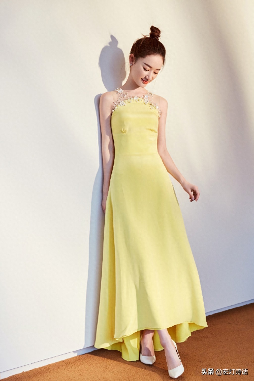 郭晓婷，上海人，新生代，凭借宫廷剧《步步惊心》获得关注