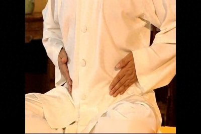 ​健身气功·十二段锦 第九式 前抚脘腹#居家锻炼