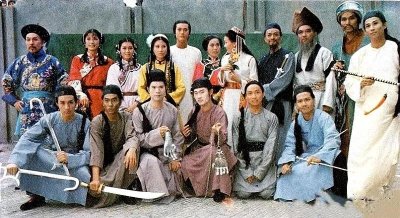 ​TVB(无线)第一部金庸剧《书剑恩仇录》郑少秋一人，分饰三个角色