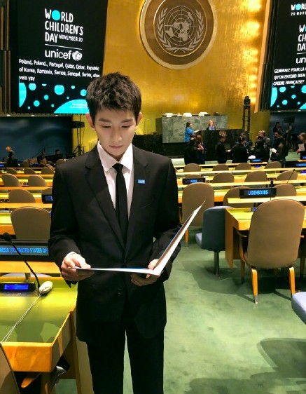 优秀！王源联合国大会发言，尽显中国青年风采