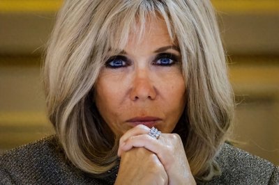 ​震惊！法国第一夫人布丽吉特是变性人？