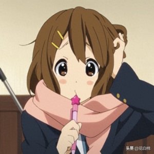 ​轻音少女平泽唯可爱无水印女生动漫头像