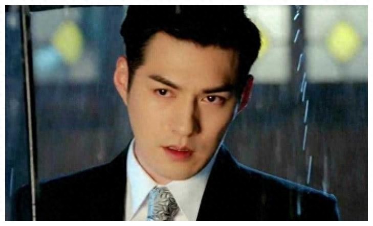 严屹宽：公认的古装美男，天涯四美之首，风靡万千少女