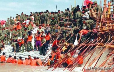 ​30岁以上朋友还记得1998年的特大洪水吗？