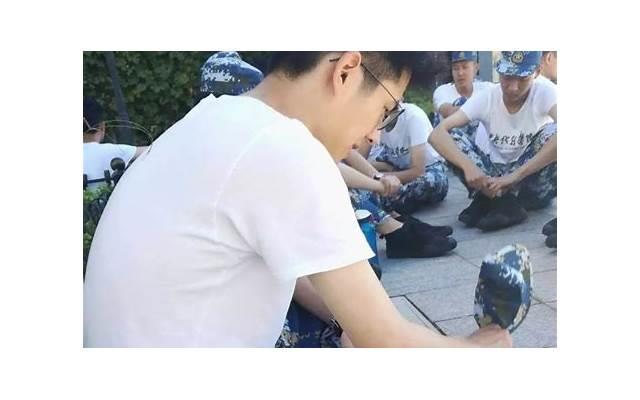 相亲女对你有好感，哪些细节透露给你？