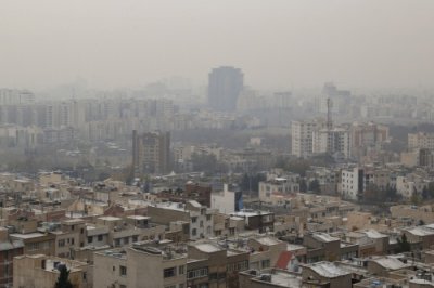 ​（外代一线）伊朗德黑兰雾霾天气持续