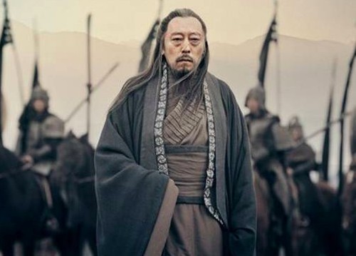 倪大红是倪萍表妹夫！还是吴京好友，曾因长的丑艺考3次被拒