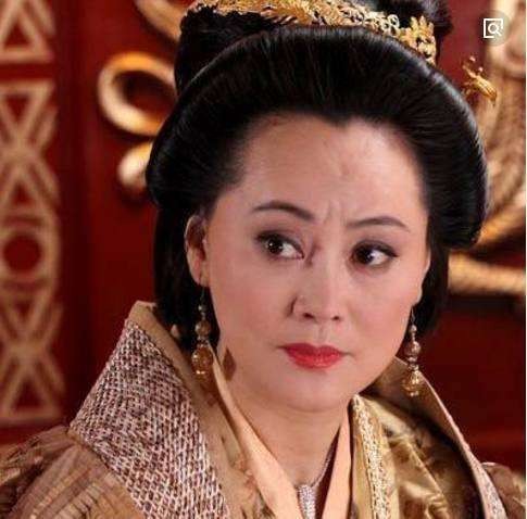 温兆伦邵美琪的故事（温兆伦老牛吃嫩草难过七年之痒）