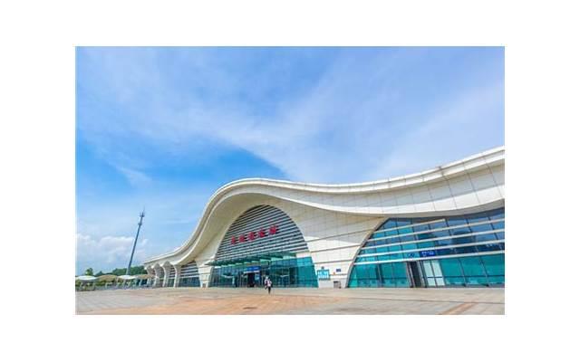 二手感情能否牢靠？这并非背德男女新生，而是更多波折