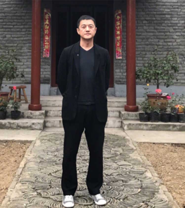 李亚鹏河南老家在哪里 李亚鹏的祖屋和豪宅一样气派！能住这样的房子，难怪李嫣这么自信