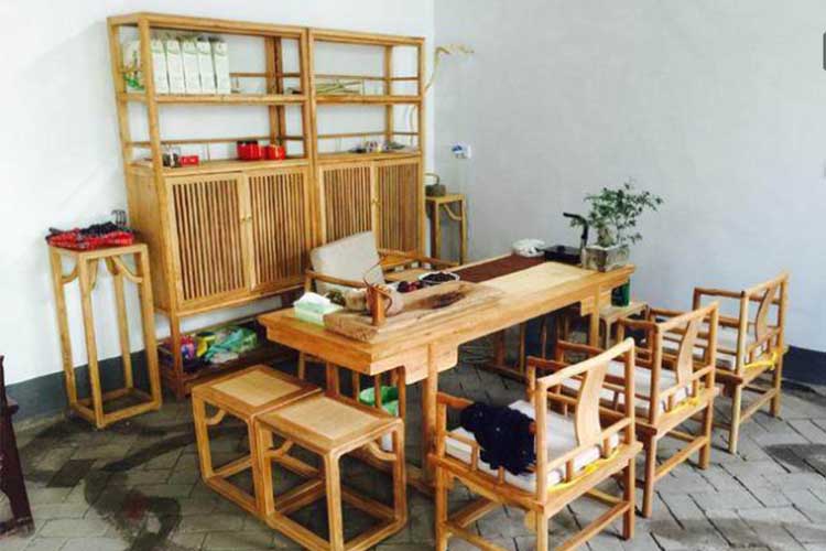 李亚鹏河南老家在哪里 李亚鹏的祖屋和豪宅一样气派！能住这样的房子，难怪李嫣这么自信