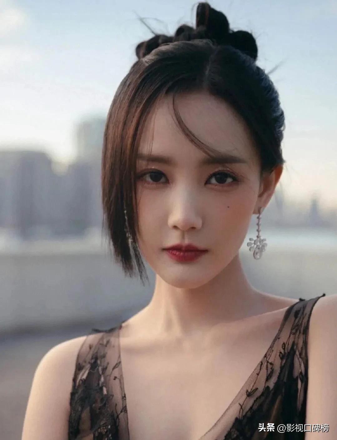 吴谨言近况如何 , 两年没戏拍，李一桐强捧不红，90花怎么个个熄火？