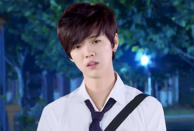 鹿晗最近为什么不火了(鹿晗现在怎么不火了)  第6张