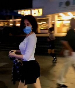 ​54岁性感女神许晴与冯小刚合作，演绎惊艳激情