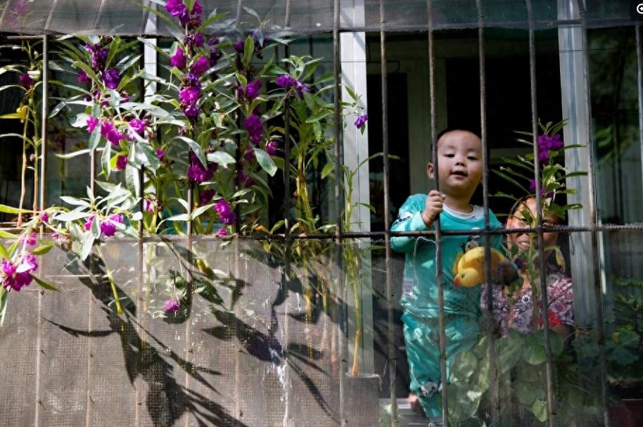实拍：一位渐冻症母亲“用命”生下孩子