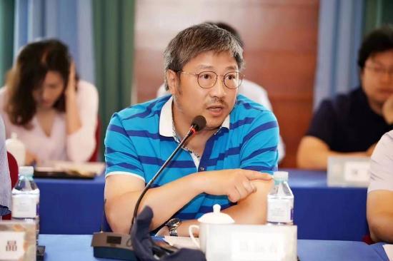 db31-b381ce46cbab509503db991b136328a8