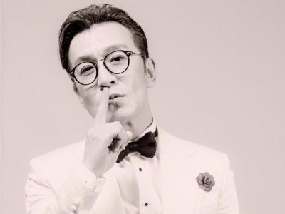 ​著名主持人李咏患癌去世：人生上半场拼智力，下半场拼体力