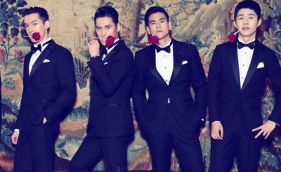 ​只能记住伴郎，记不住新娘：80后小伙结婚，史上最帅伴郎团！