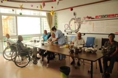 ​邹城凫山街道创新社区养老模式 打造家门口的“微幸福”