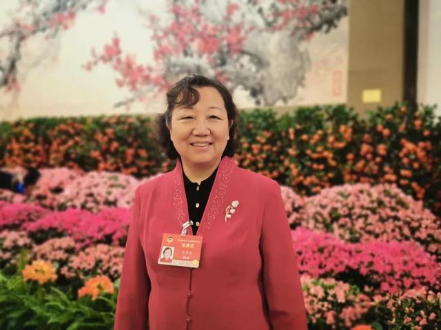 周恩来侄女周秉建（周恩来侄女周秉建）(1)