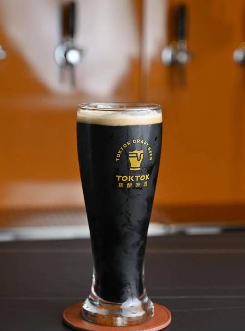 黑啤酒的突出香气是什么香