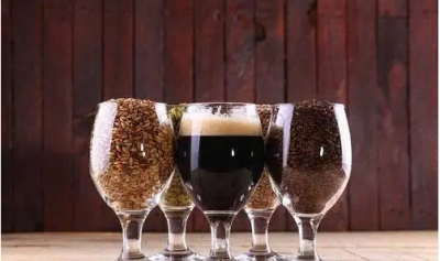 ​黑啤酒突出香气是什么香气,黑啤酒的突出香气是什么香