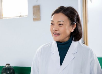 ​《三妹》老戏骨史可变“知心王姐” 杨玥“神助攻”纯美爱情(2)