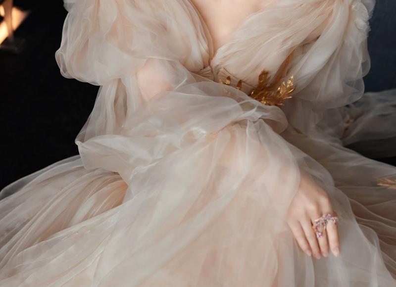 迈开腿让我要吃尝尝你的草莓 迈开腿让我要吃尝尝你的草莓啥意思